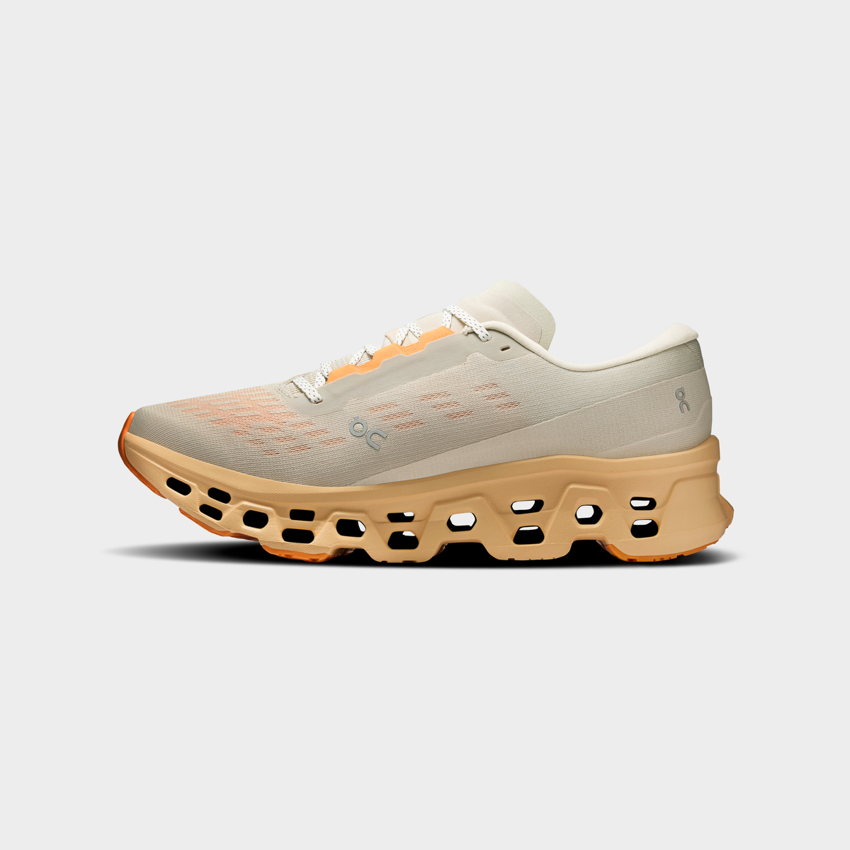 On Cloudmonster 3 Men – Pelican | Squash