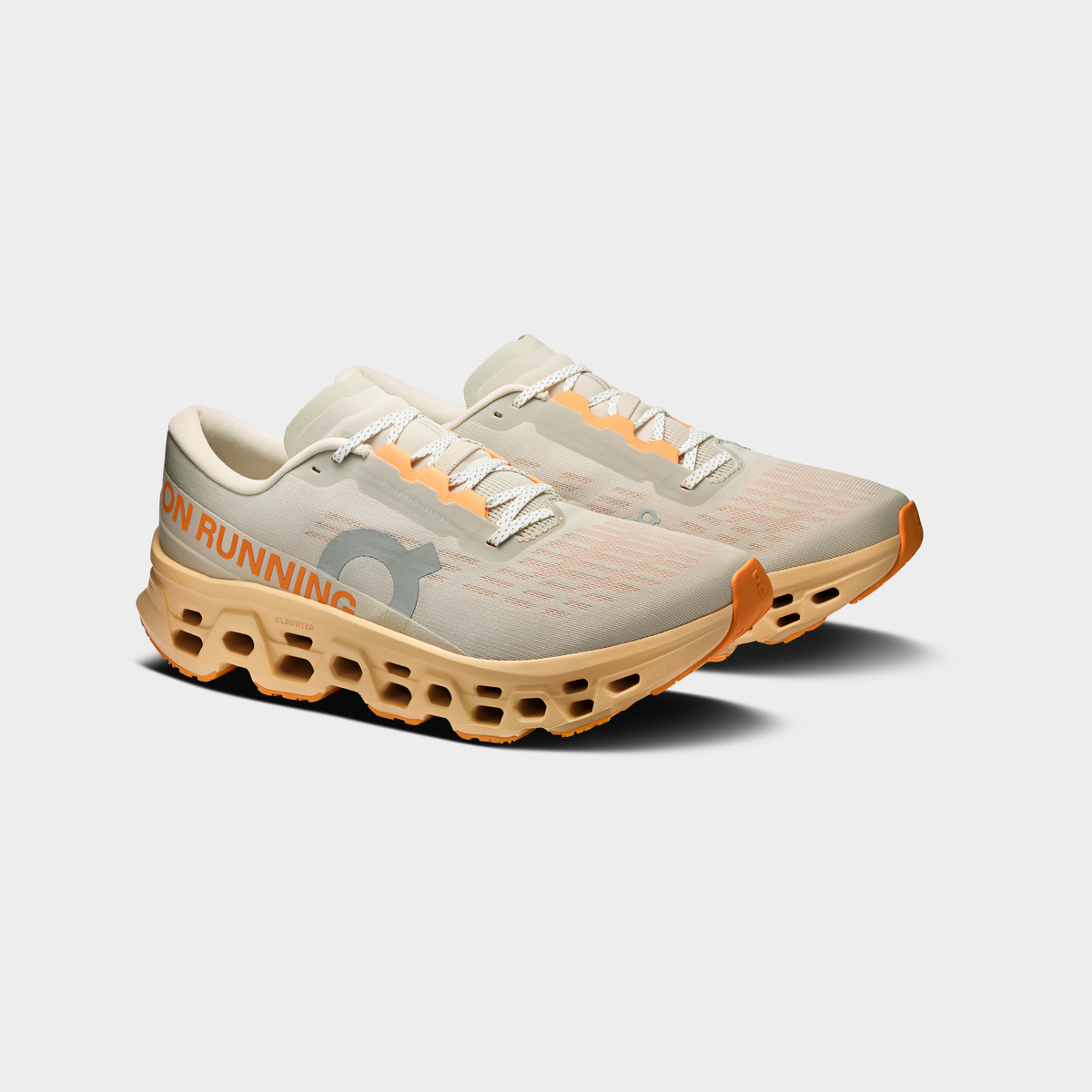 On Cloudmonster 3 Men – Pelican | Squash