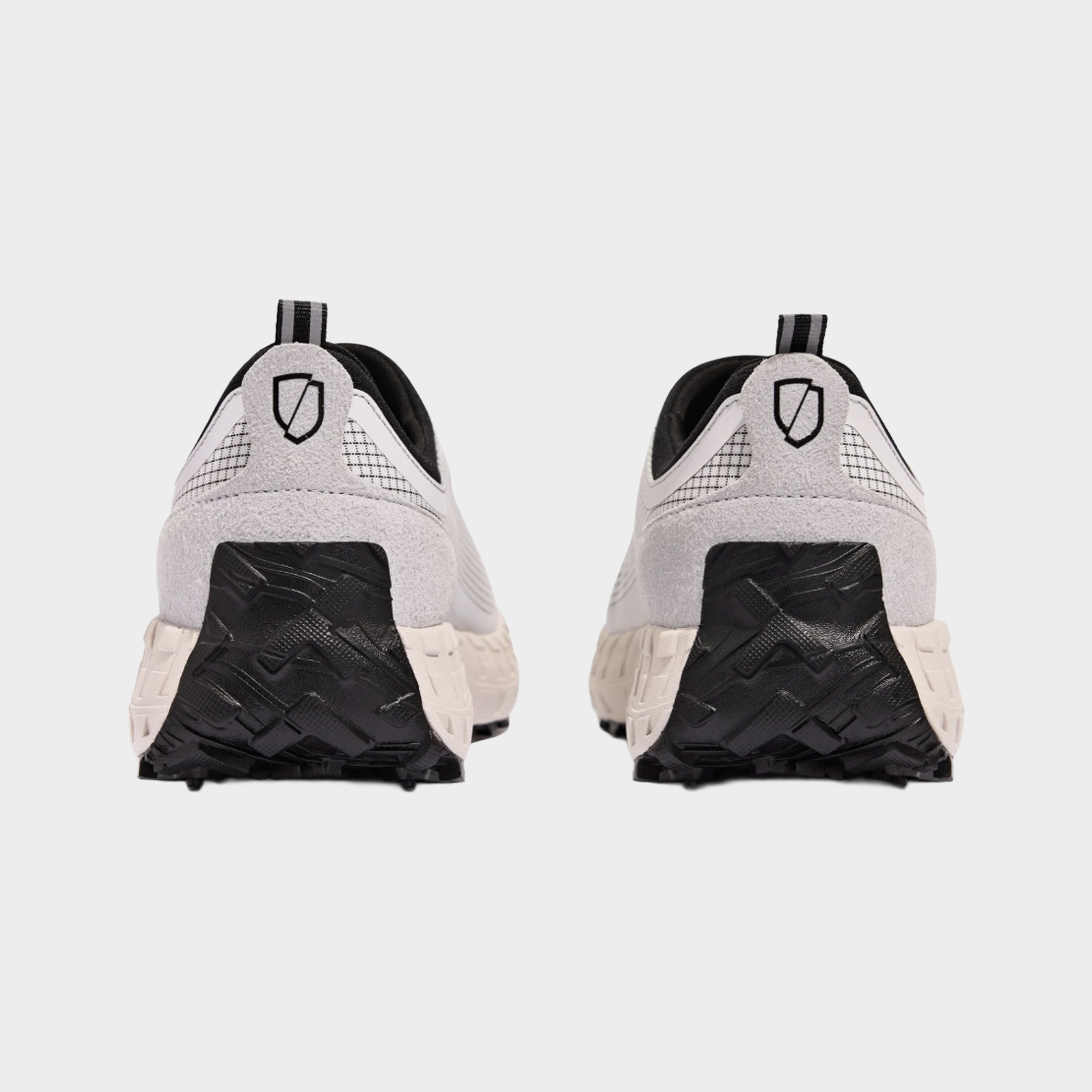 003 M
