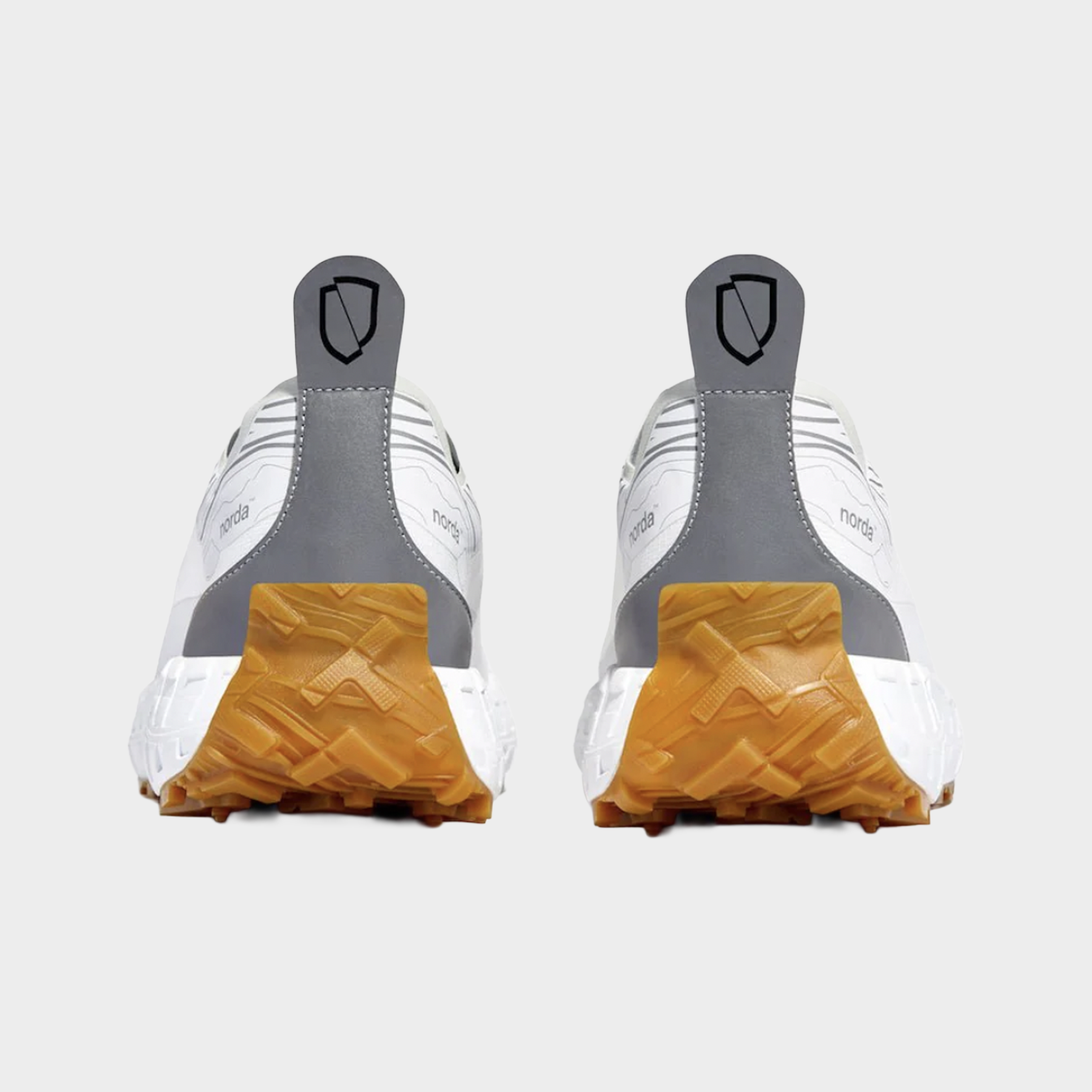 001 M