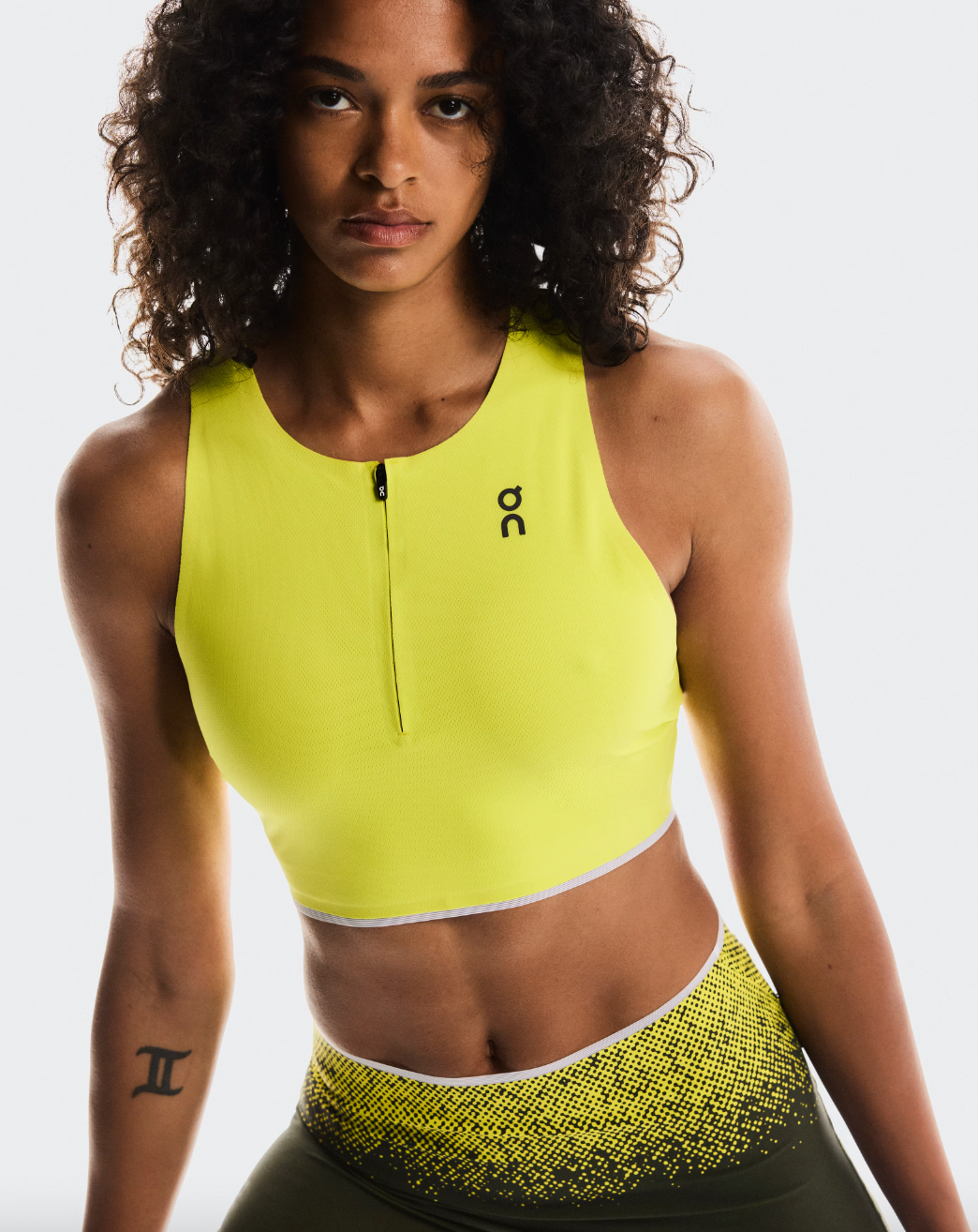 Race Crop W