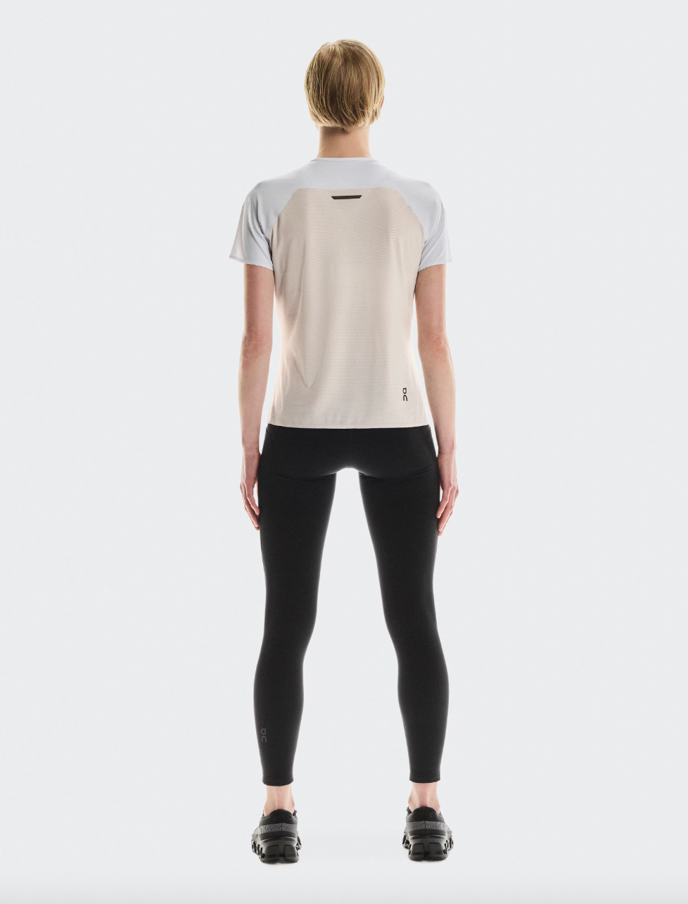 Performance-T W