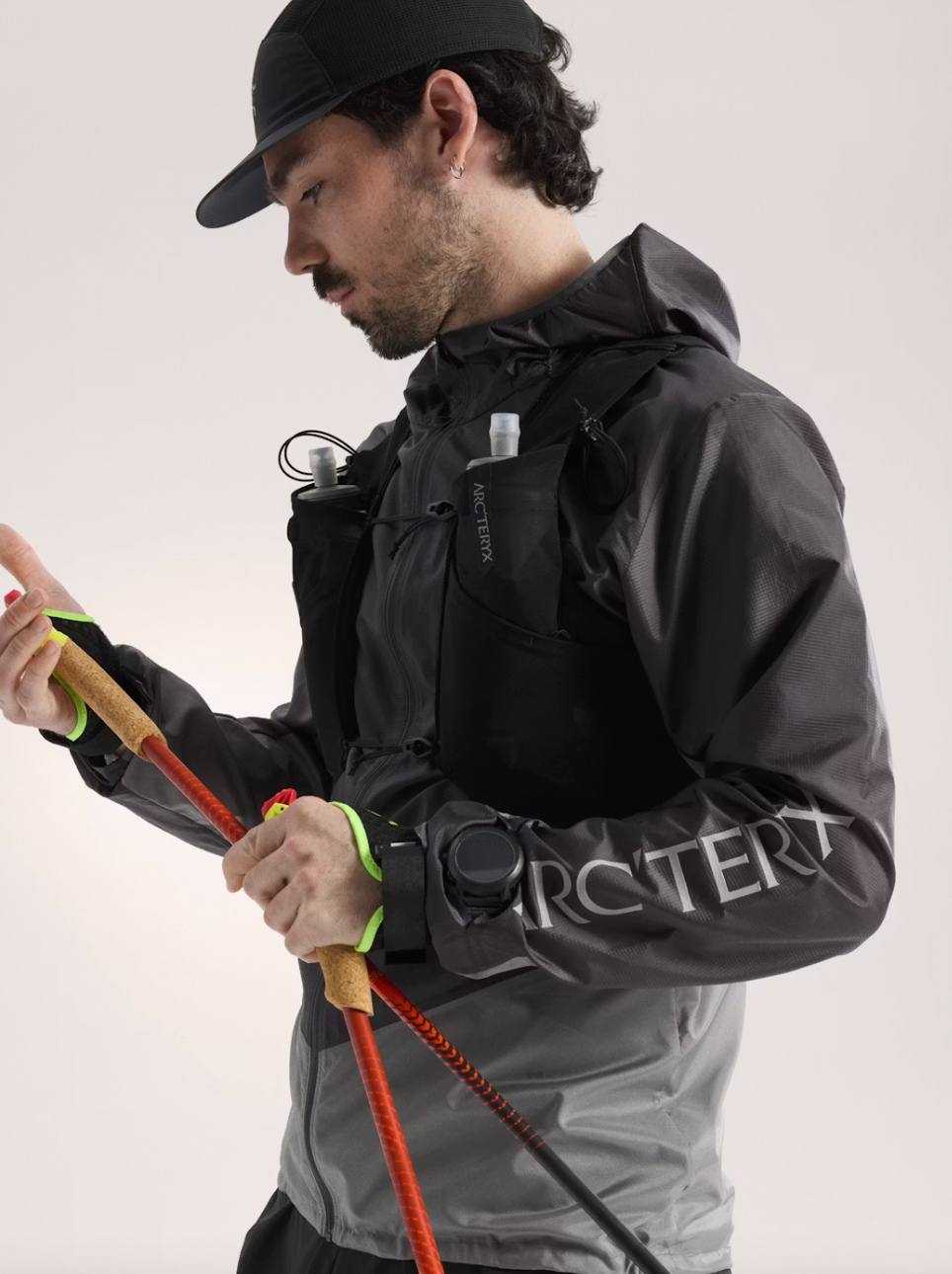 Arc'teryx Norvan Windshell Hoody M — Cloud/Void