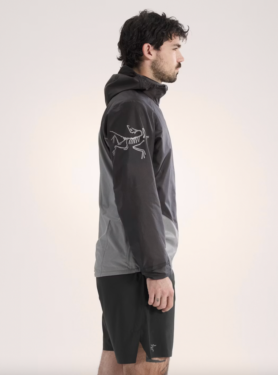 Arc'teryx Norvan Windshell Hoody M — Cloud/Void