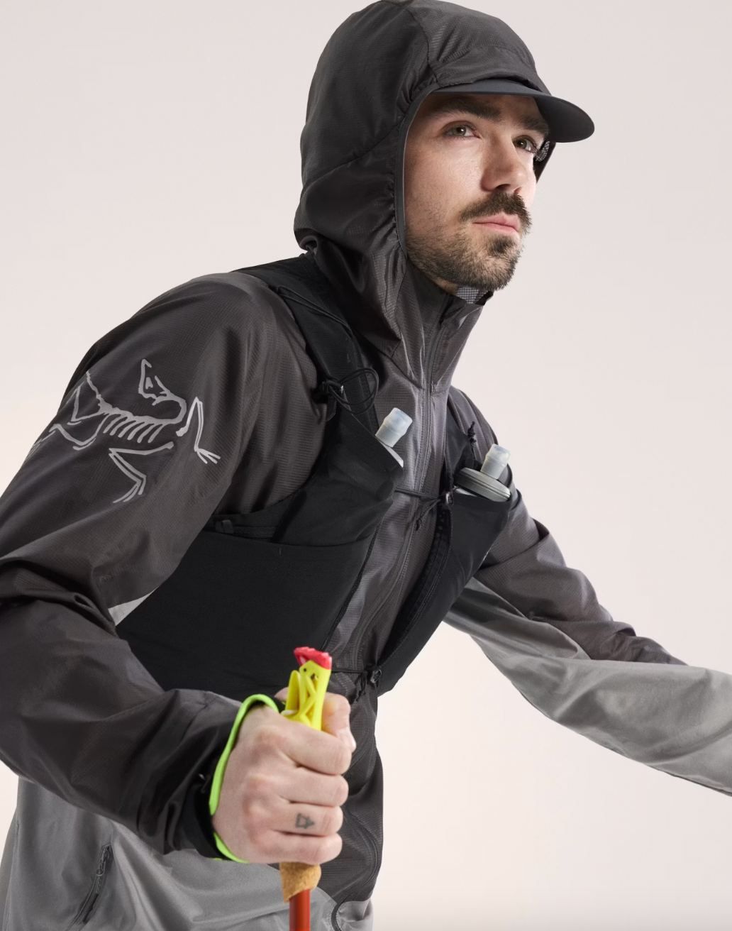 Arc'teryx Norvan Windshell Hoody M — Cloud/Void
