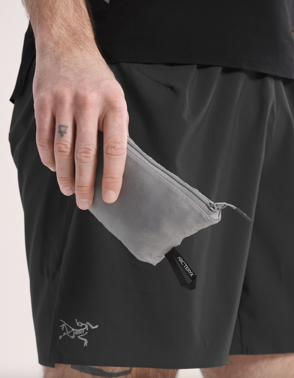 Arc'teryx Norvan Windshell Hoody M — Cloud/Void