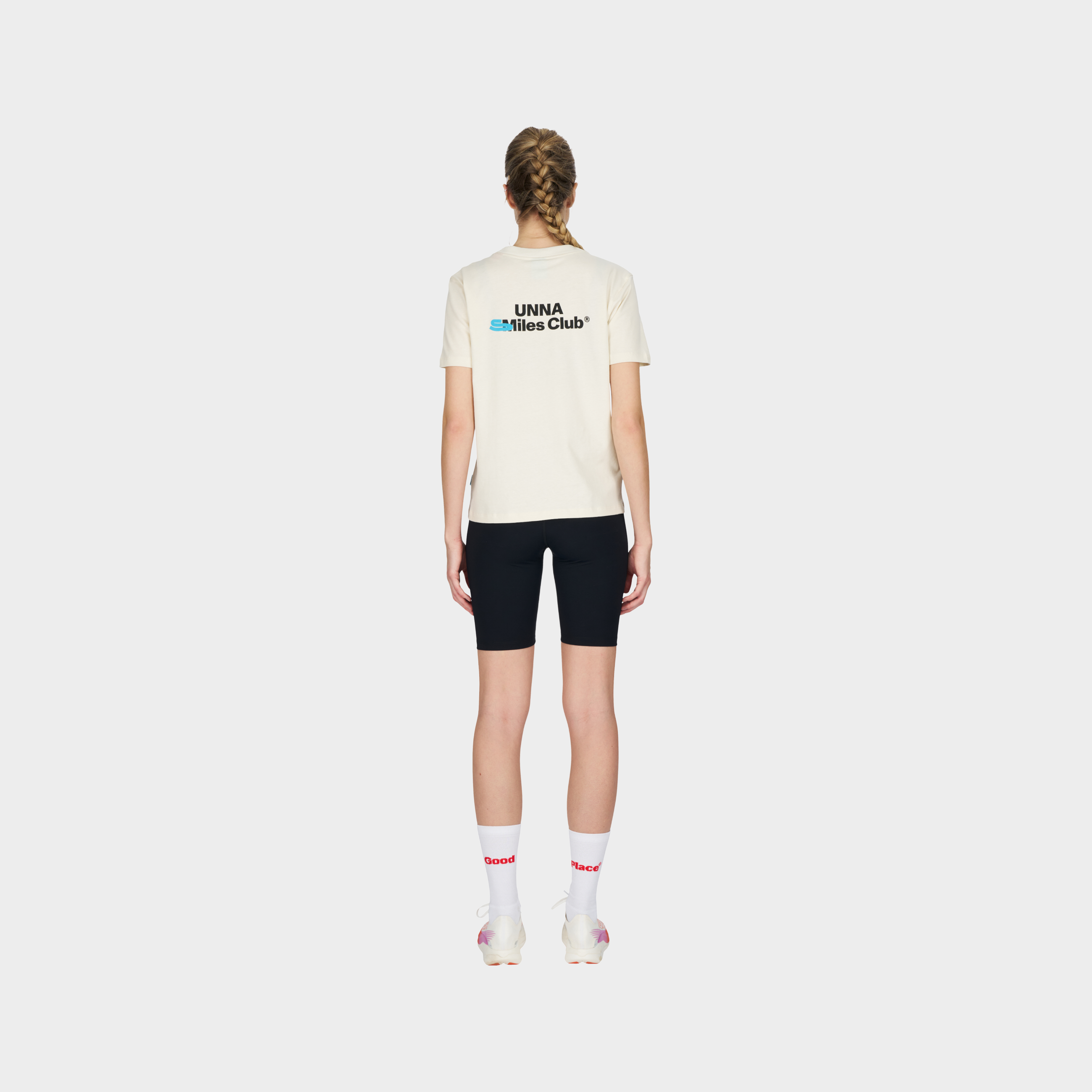 Smiles Club Tee W